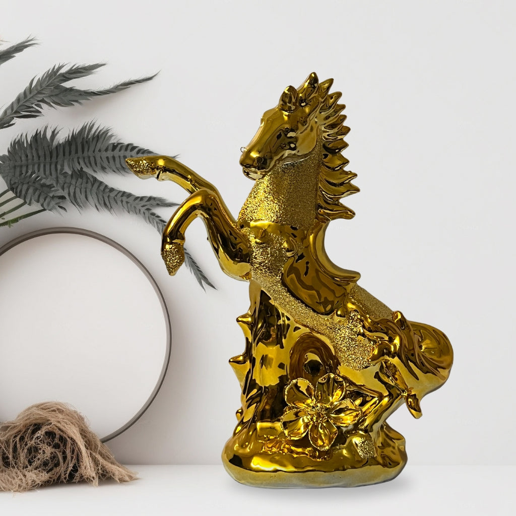 Happy faux Gold Horse