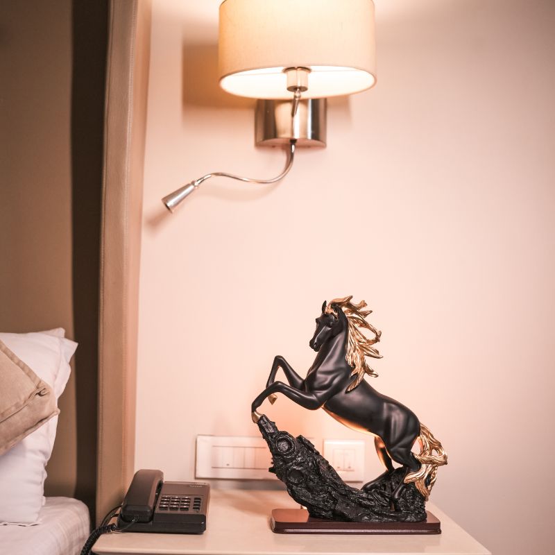 JOCULAR HORSE IN MOTION