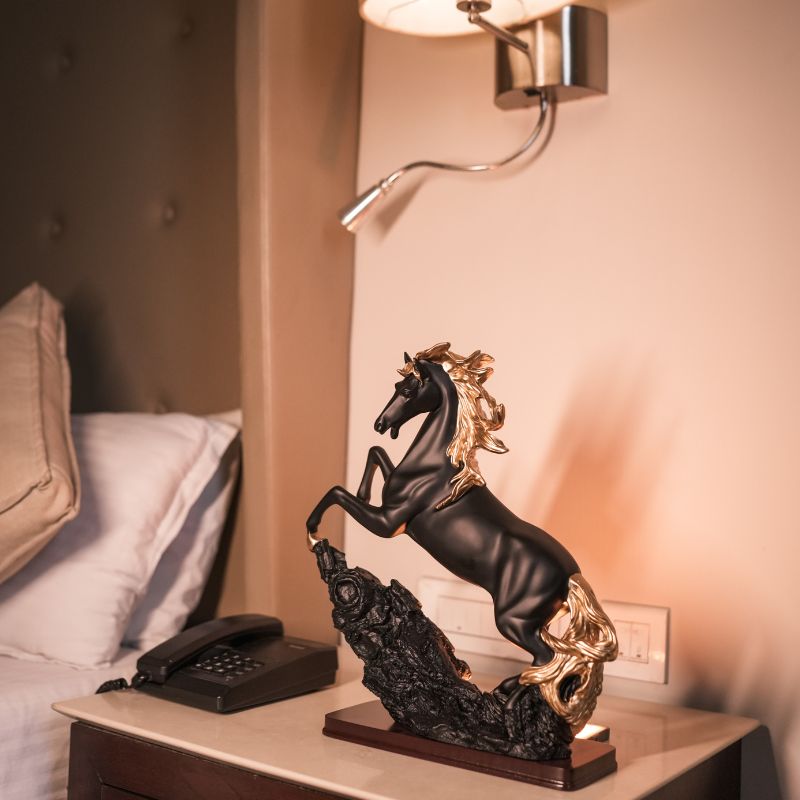 JOCULAR HORSE IN MOTION