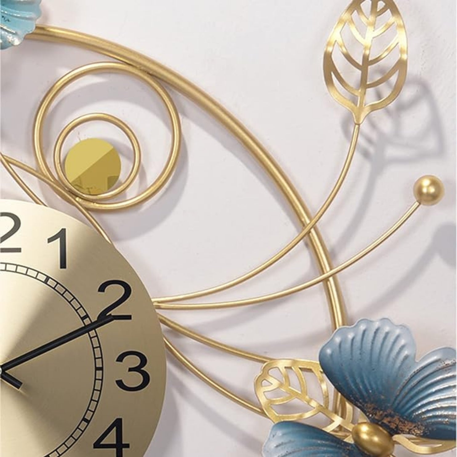 METALLIC BUTTERFLY RING DESIGNER CLOCK