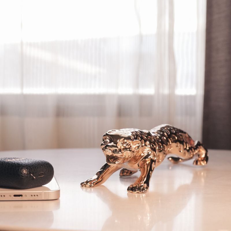 REGAL PANTHER IN GOLD