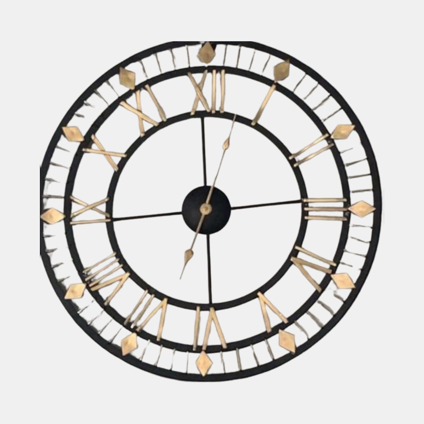 ROMAN DESIGN METAL WALL CLOCK FOR HOME