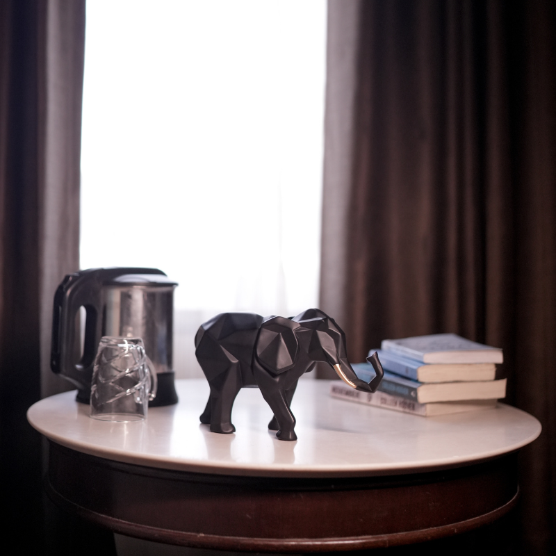 JUMBO BLACK SCULPTURE COMBO