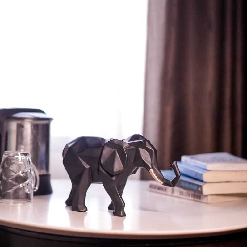 JUMBO BLACK SCULPTURE COMBO