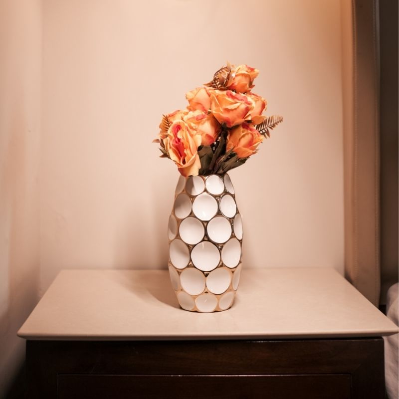 GOLD TONED AND WHITE URBAN VASE (LARGE)