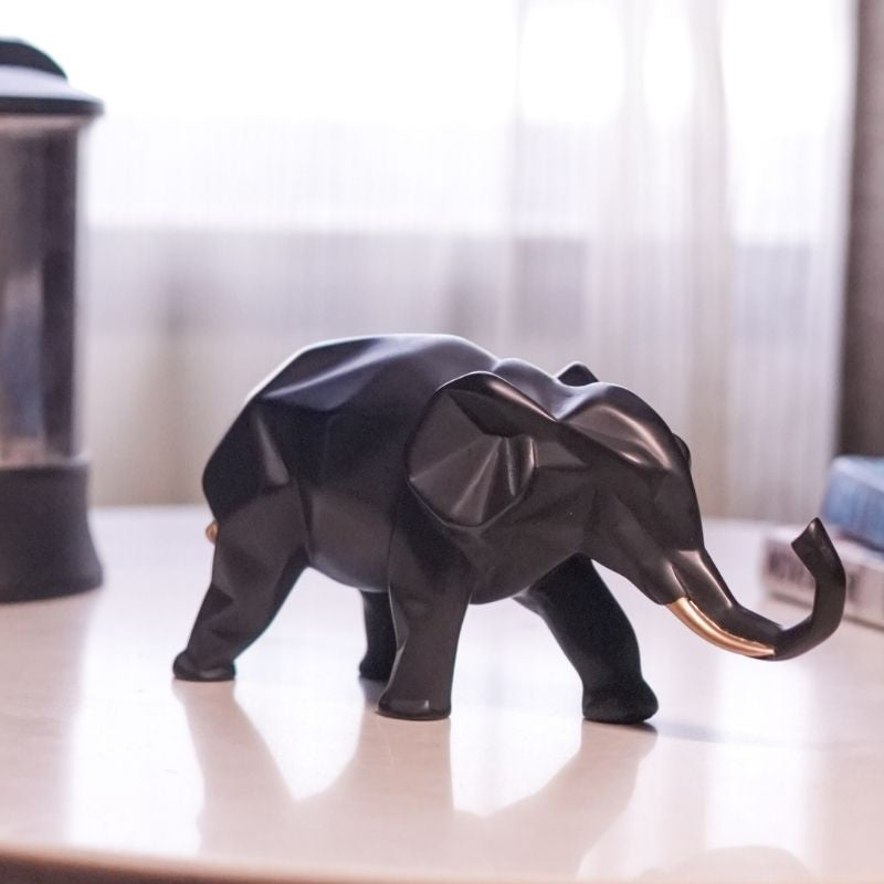 JUMBO BLACK SCULPTURE (SMALL)