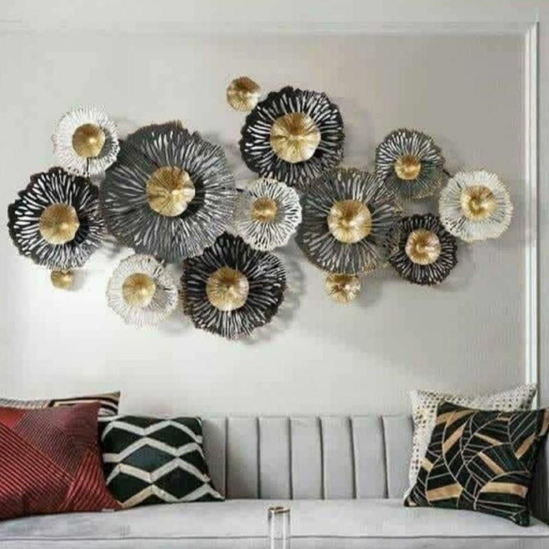 SILVER WHITE BLACK GLANCE